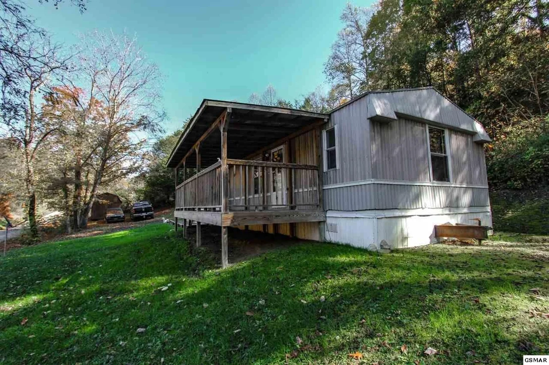 Photo of 2464 Fowler Road
