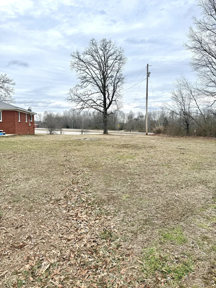 Photo of 1803 Highway 64 W