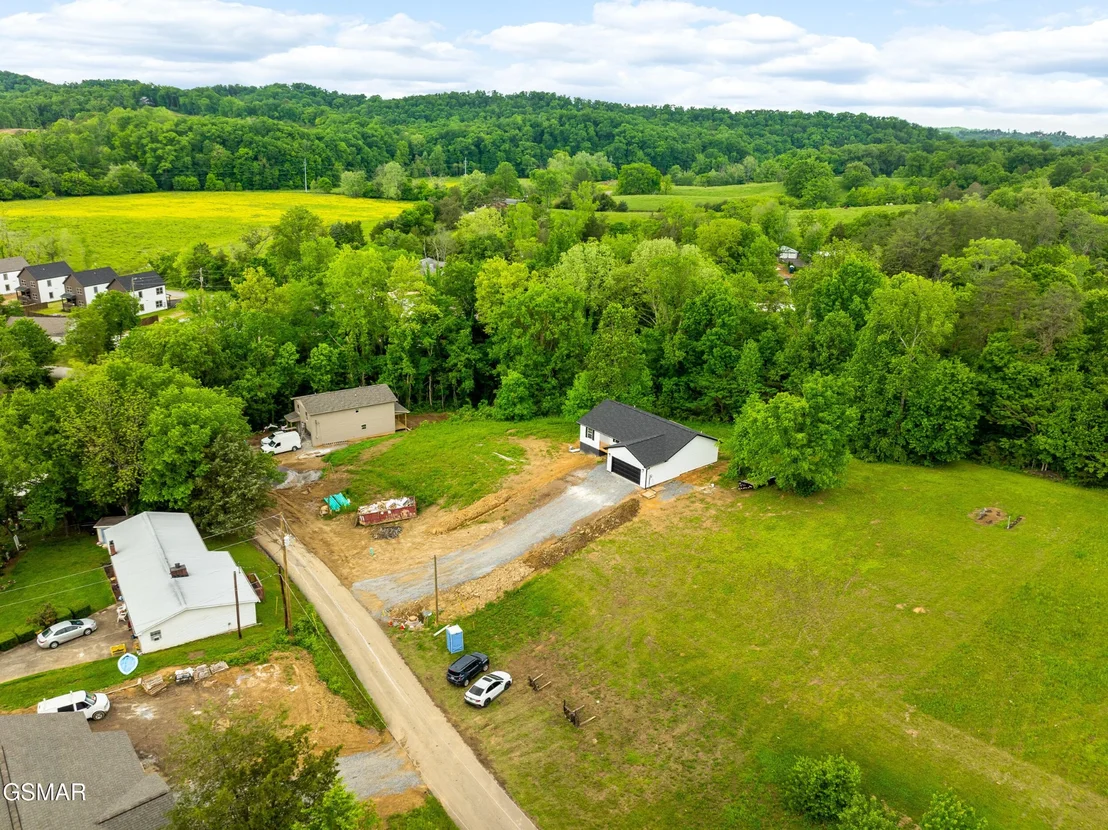 Photo of 1033 Cedar Ln