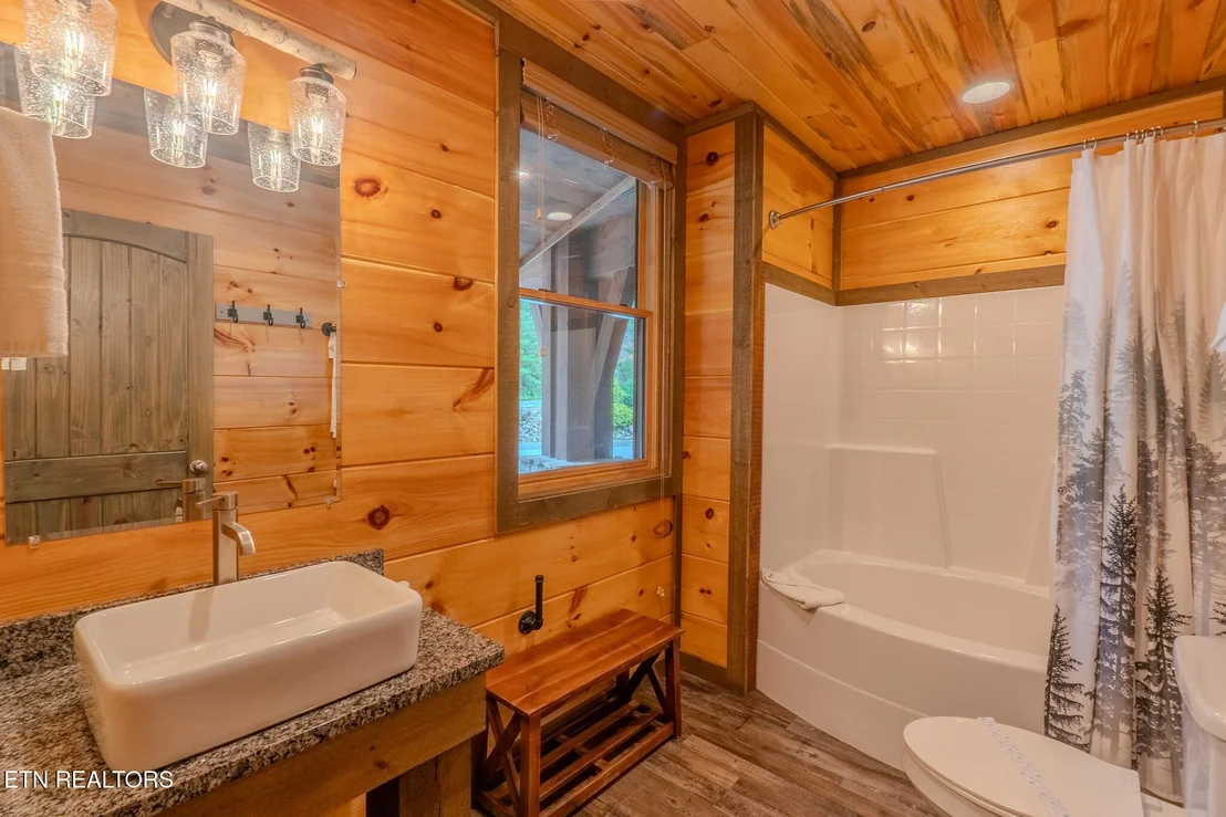 Photo of 2414 Hackberry Drive