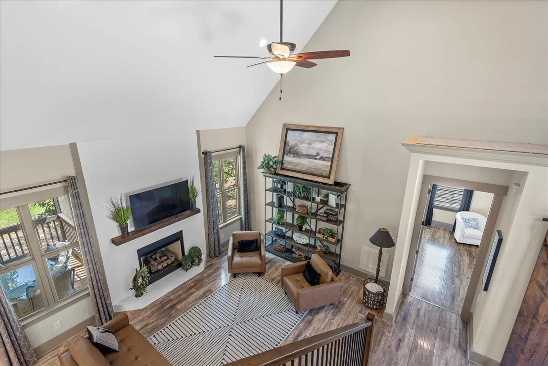 Photo of 8417 Pine Ridge Road