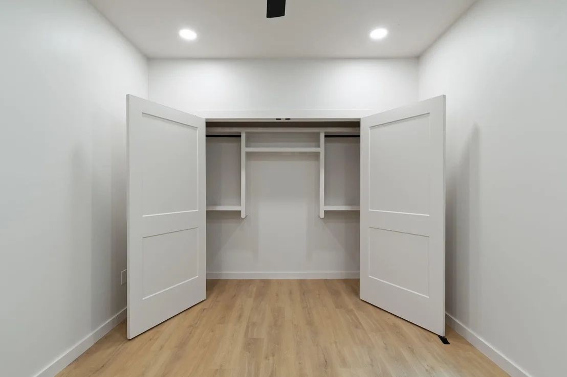 Photo of 900 Valley View Drive