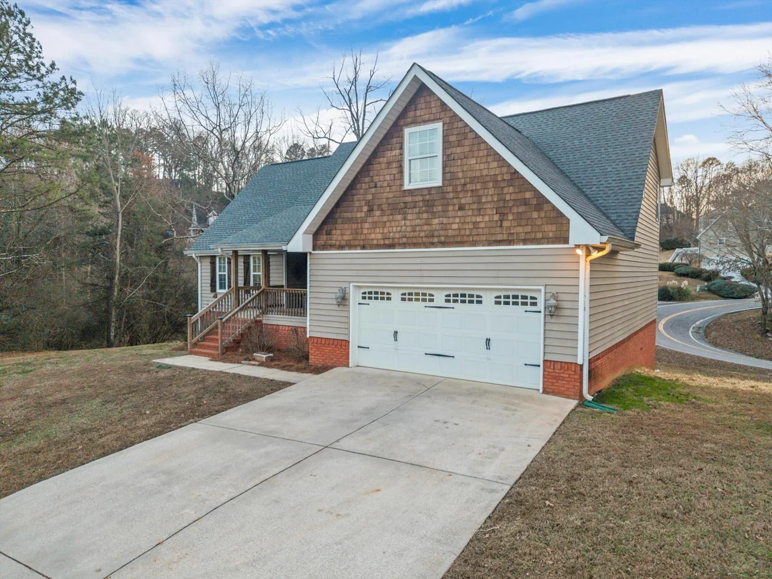Photo of 2801 Chapel Bend Drive