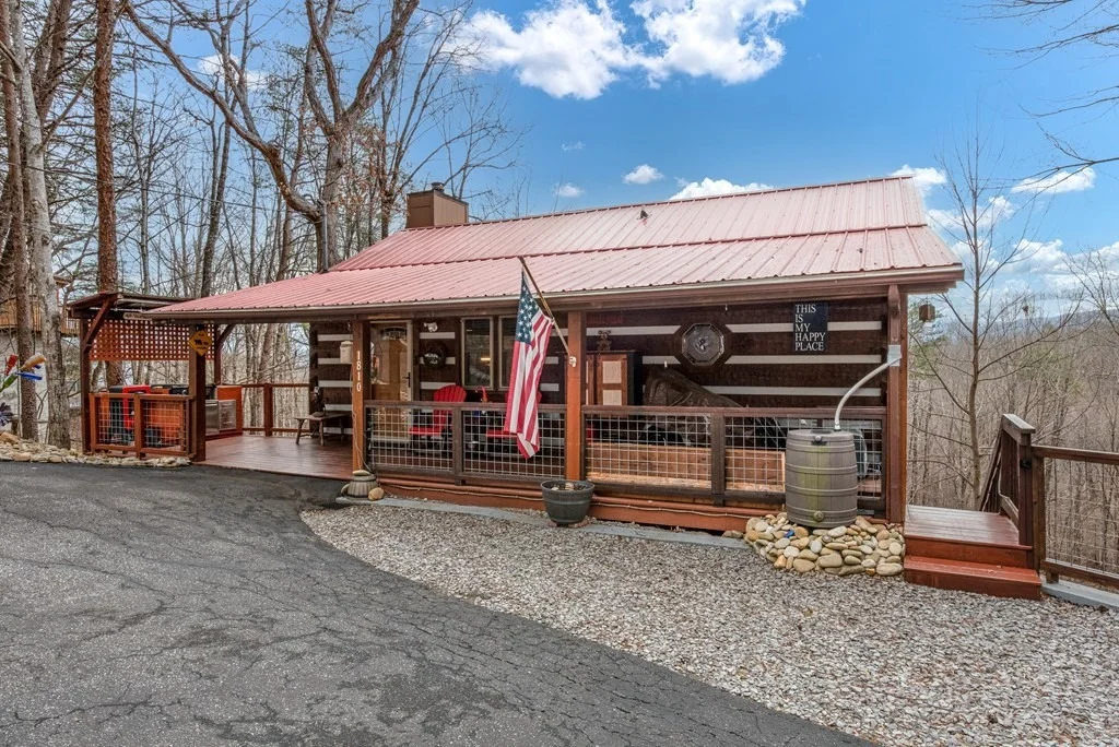 Photo of 1810 Ridgecrest Drive