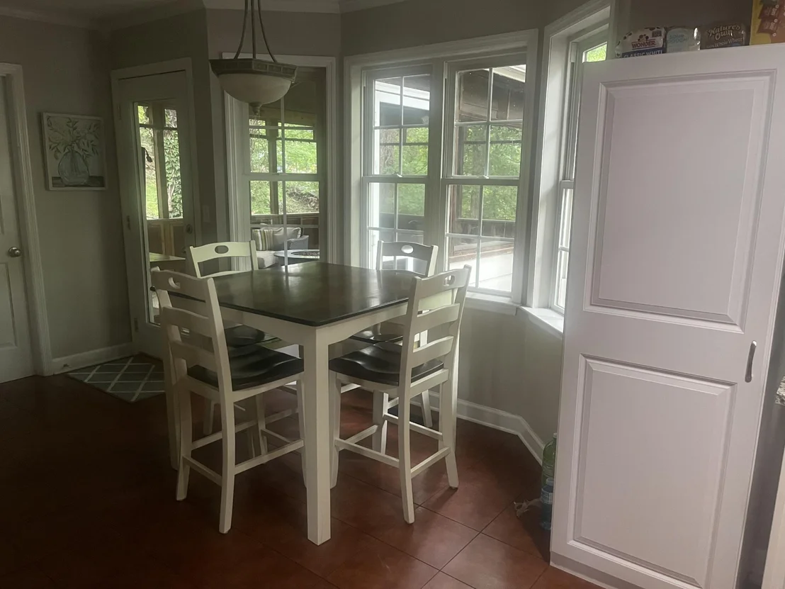 Photo of 497 Glenpoint Lane