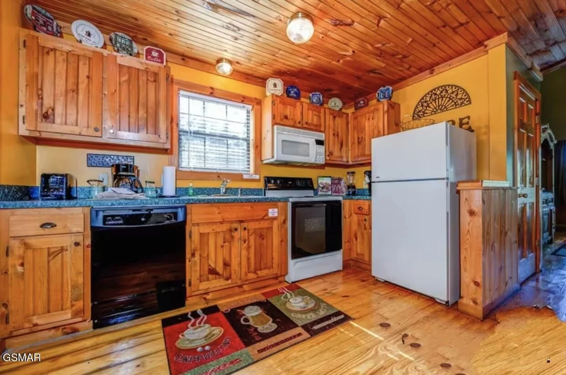 Photo of 1785 Red Bone Way