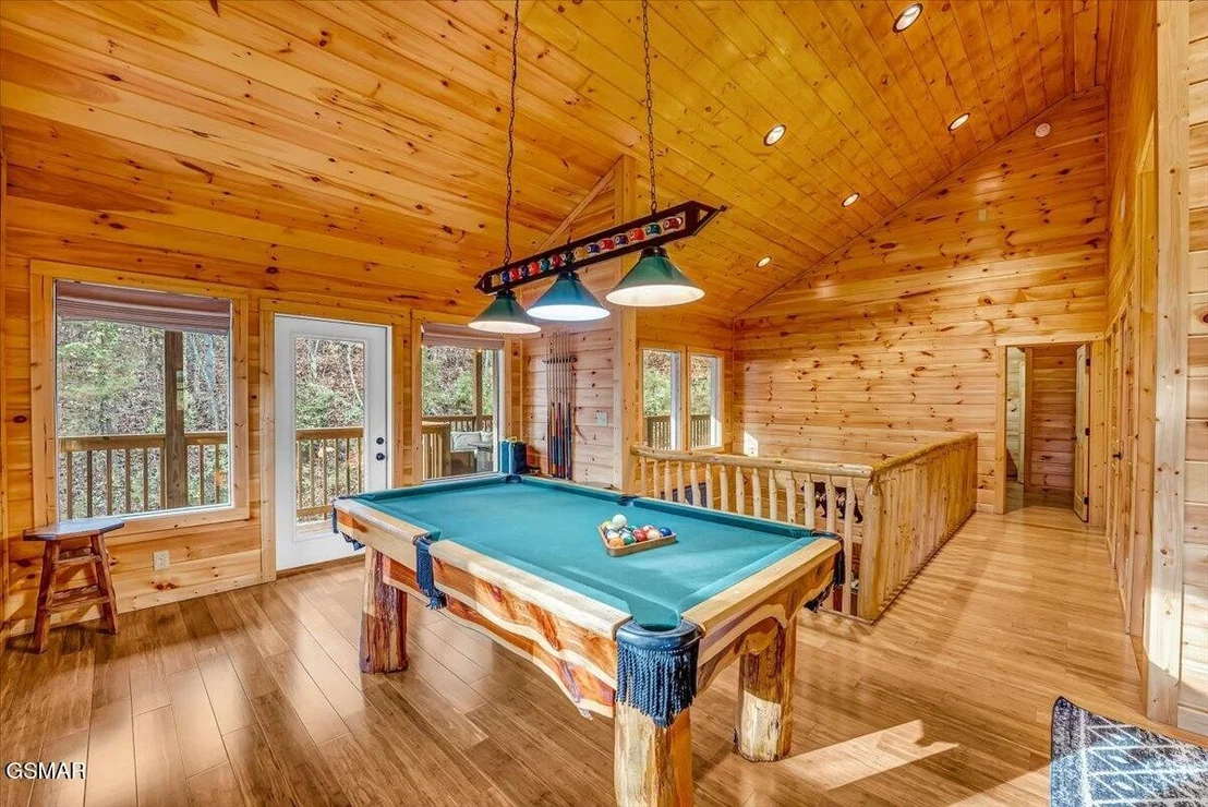 Photo of 2740 Mountain View Circle