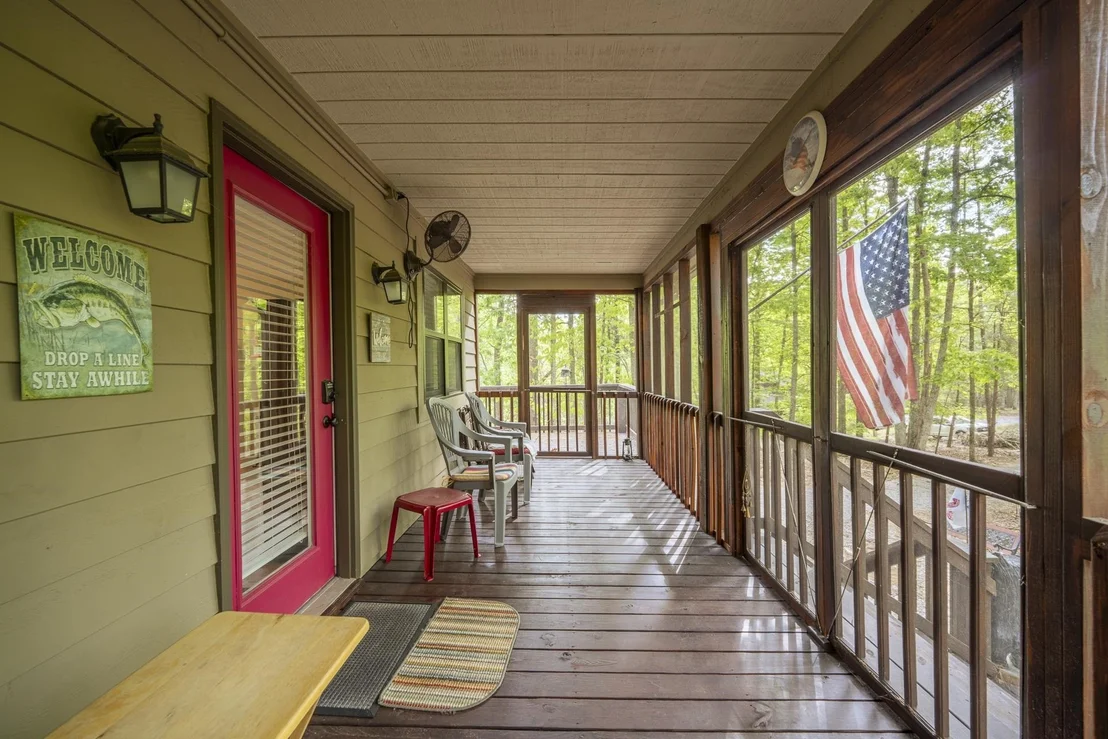 Photo of 325 MURRAY LN