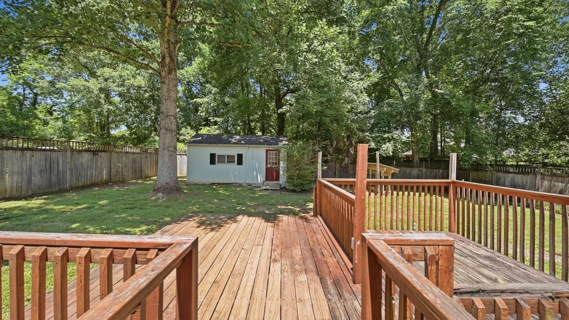 Photo of 8319 Oak Drive