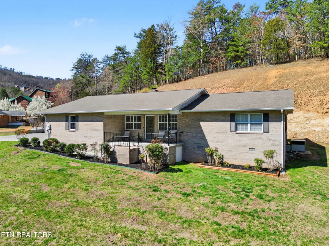 Photo of 786 Pine Mountain Rd