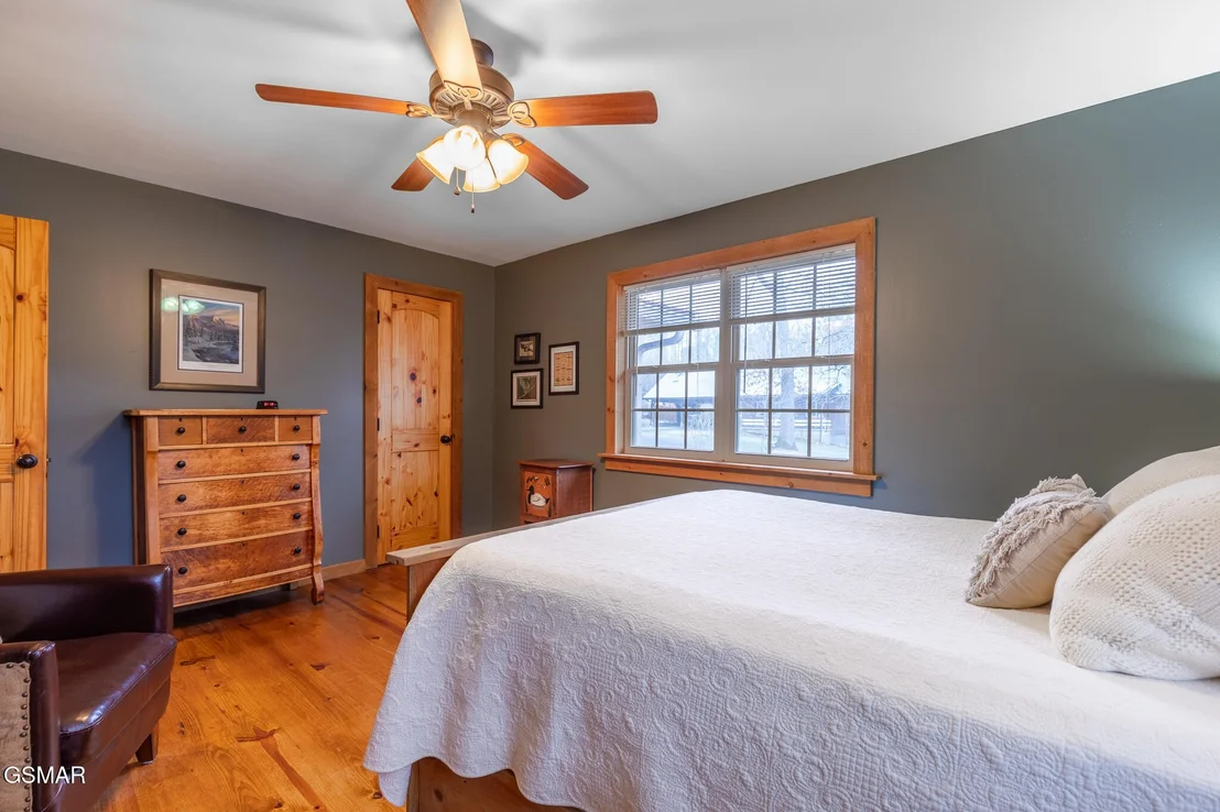 Photo of 818 Reagan Circle