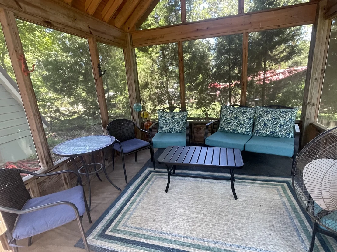 Photo of 65 White Dr