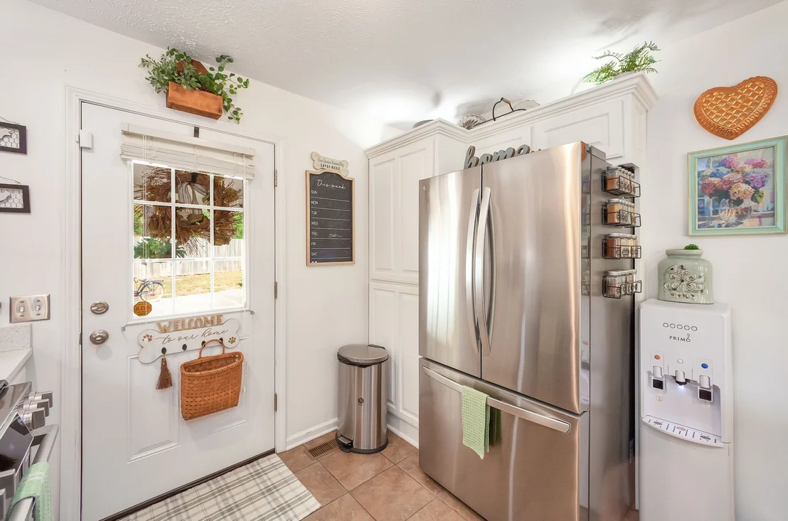 Photo of 455 Madison Cir