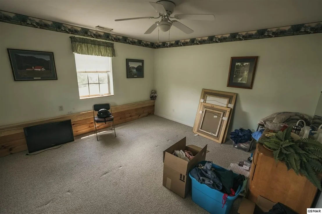 Photo of 160 Estele Drive