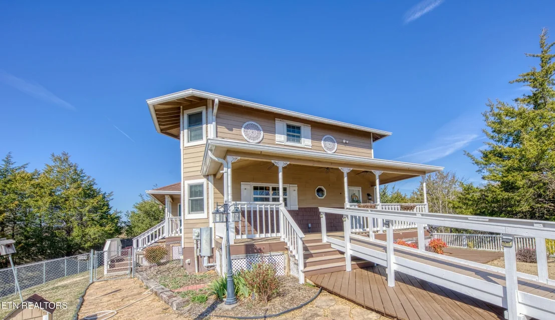Photo of 1110 Bayfront Drive