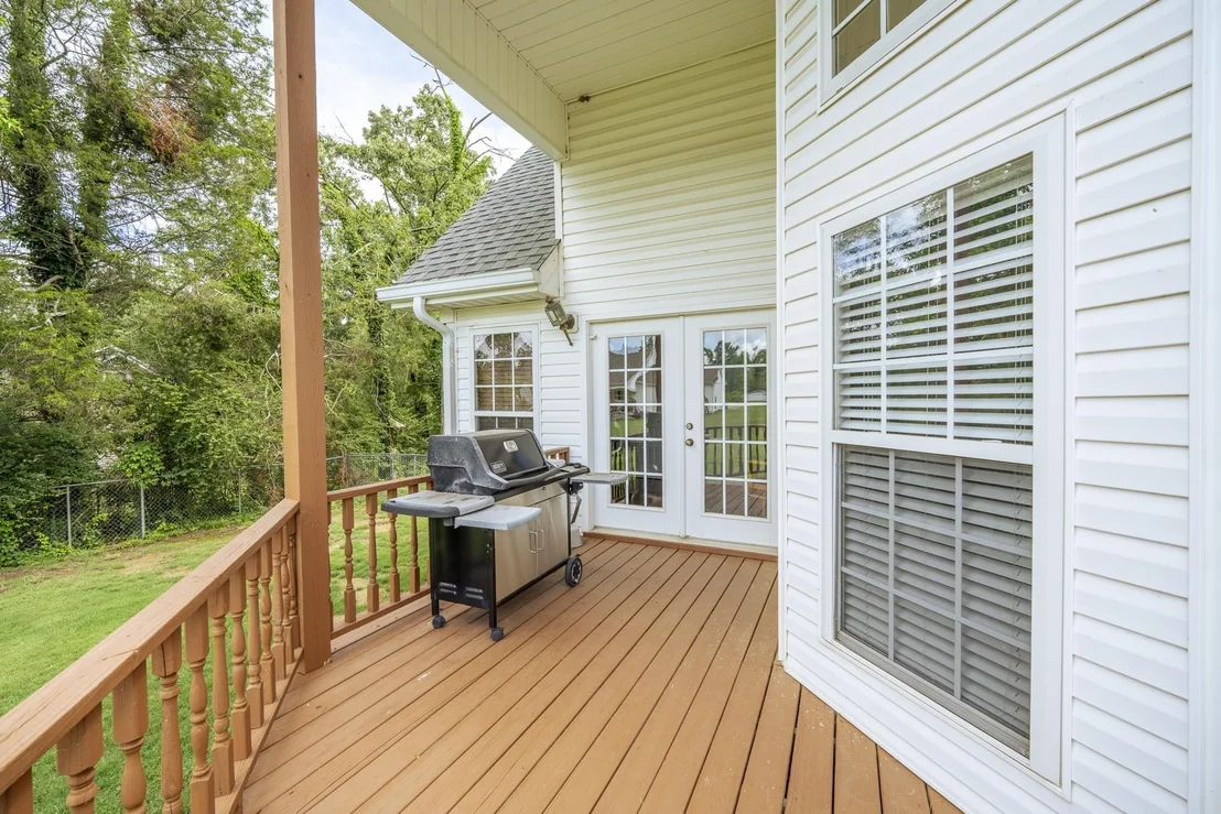Photo of 135 BETSY DR