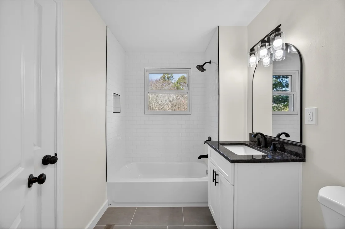 Photo of 86 West Drive