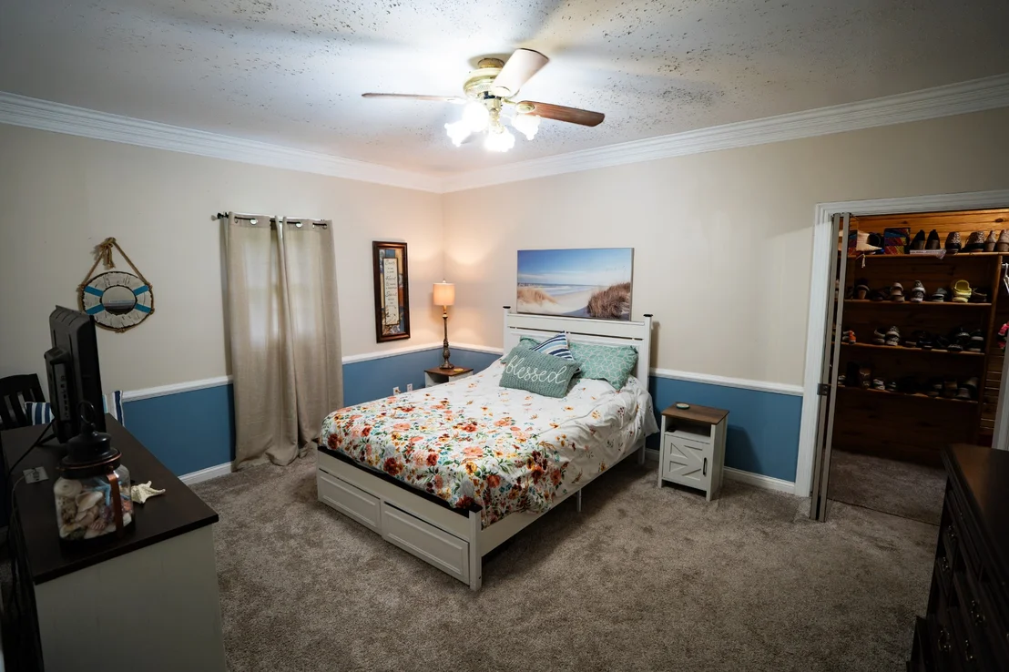 Photo of 175 Sandy Cir