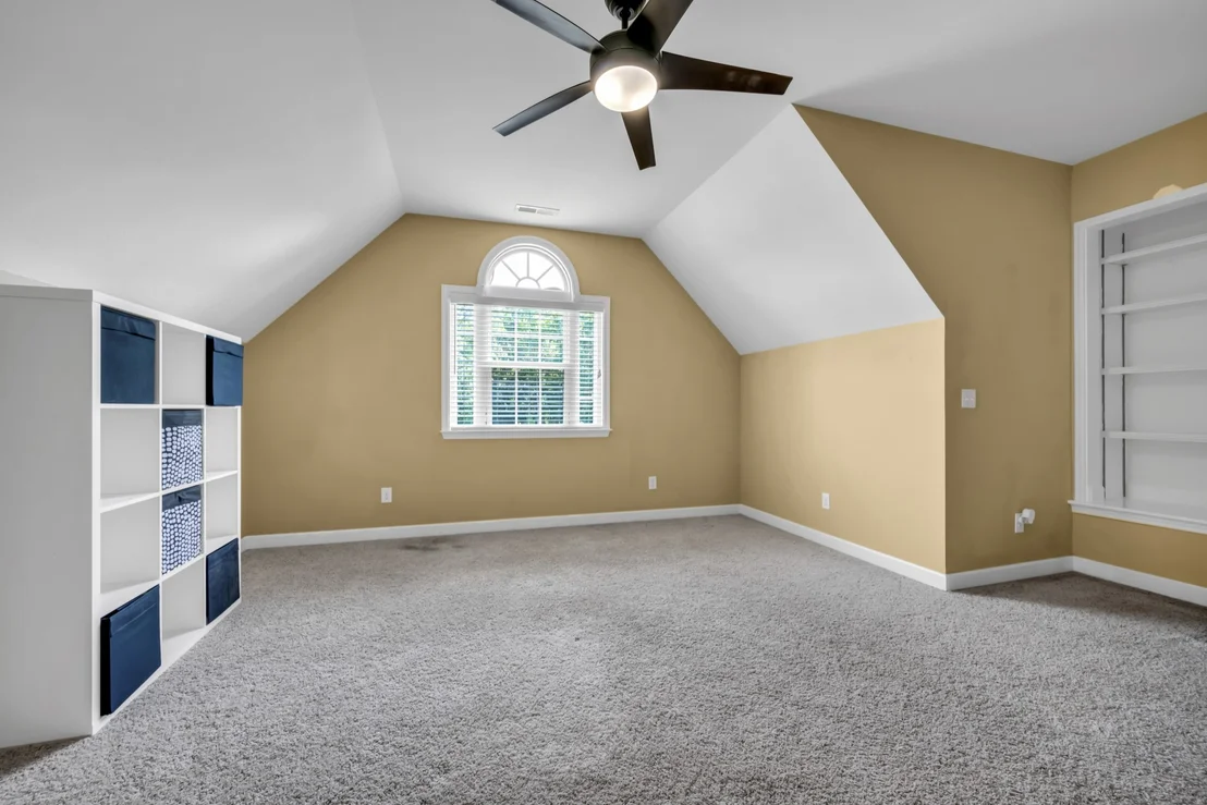 Photo of 109 Hillside Dr