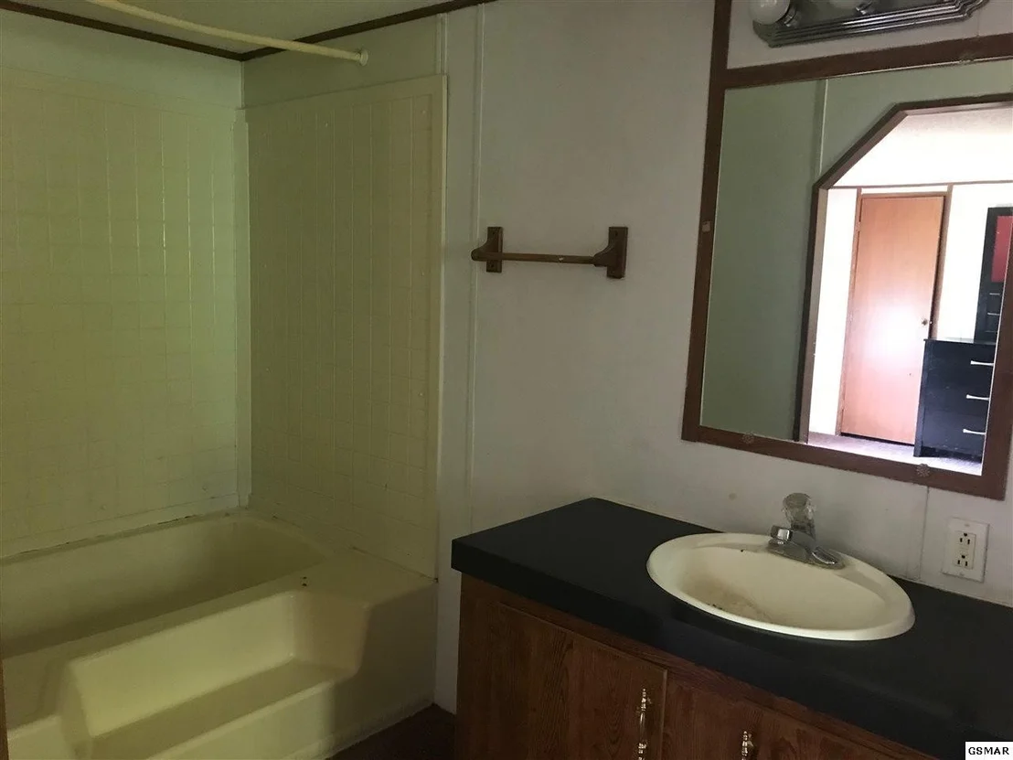 Photo of 2093 Sims Road