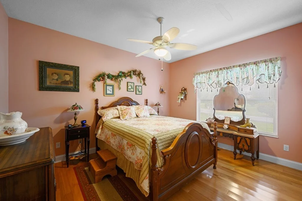 Photo of 2225 Meadowbrook Lane