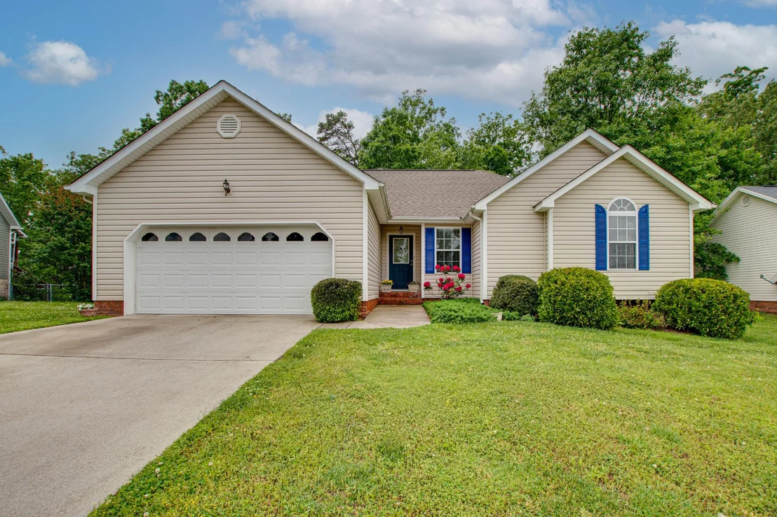 Photo of 6061 Veronica Drive