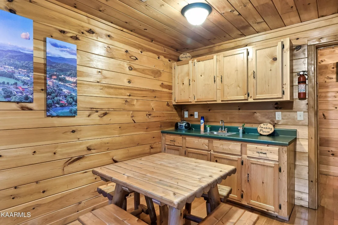 Photo of 529 Hideaway Ridge Circle