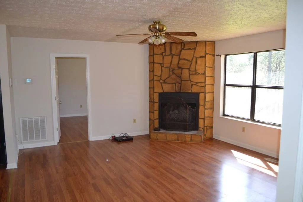 Photo of 1713 Blalock Way