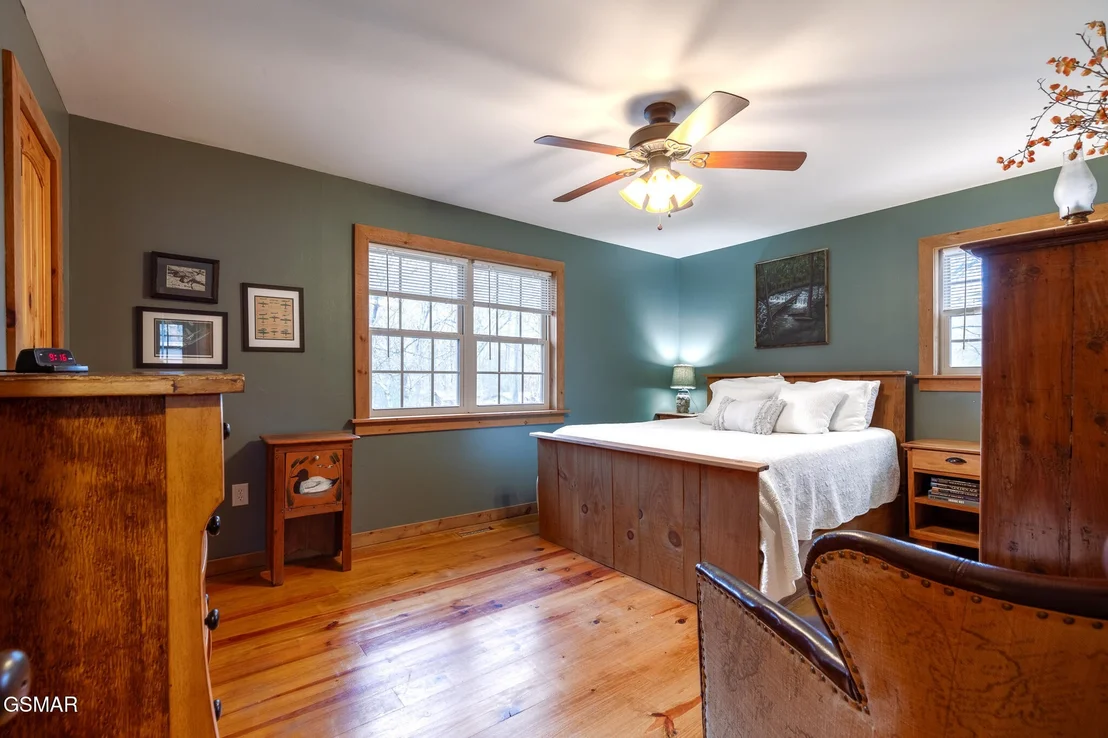 Photo of 818 Reagan Circle