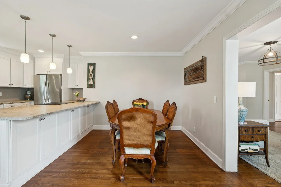Photo of 5601 Stoneway Trl