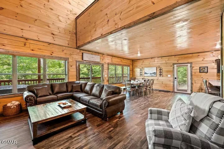 Photo of 2105 Wingspan Drive