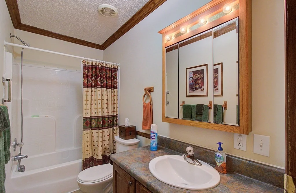 Photo of 3464 Whaley Road