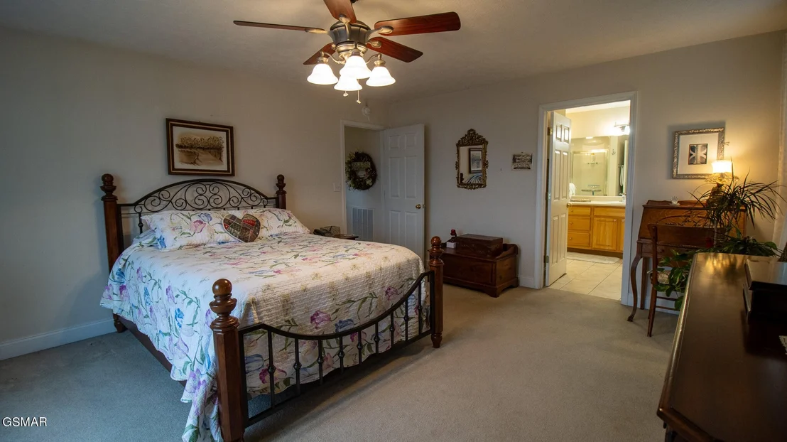Photo of 829 Windstone Drive