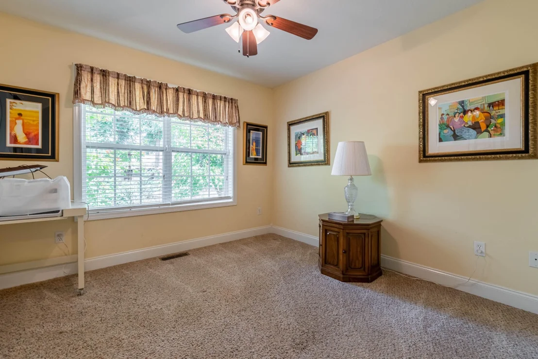 Photo of 1425 Benjamin Blvd