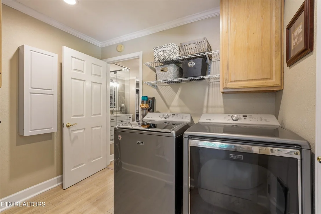 Photo of 619 Emerald Ave