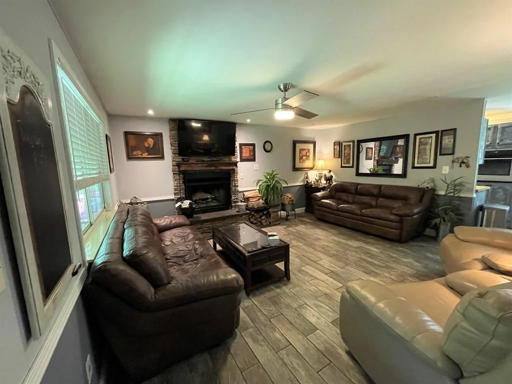 Photo of 1748 PAULAS HUSKEY Circle