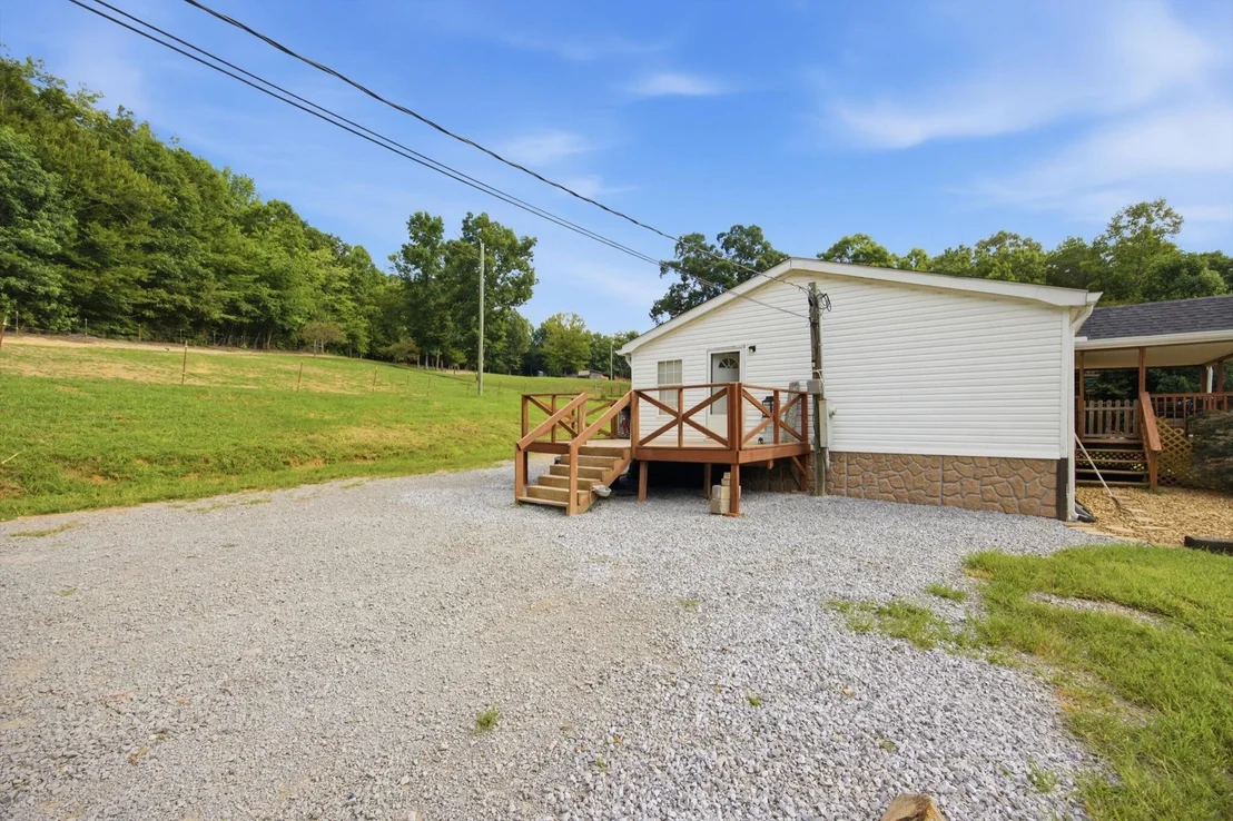 Photo of 312 Eaves Ferry Road