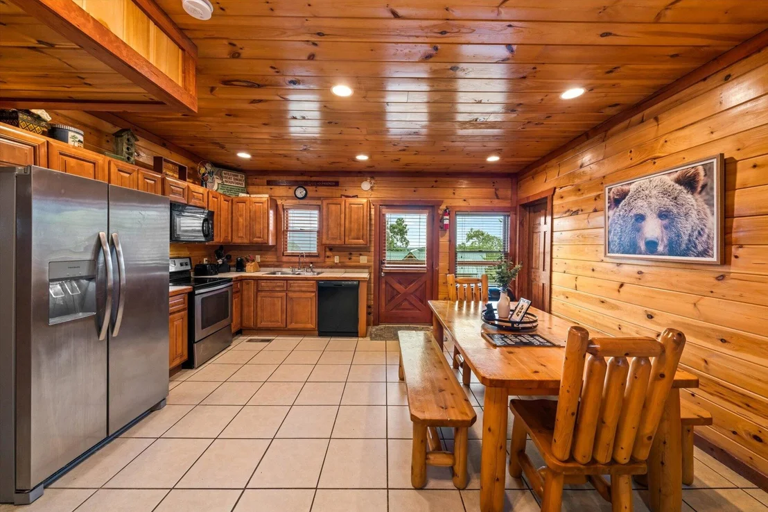 Photo of 953 Black Bear Cub Way