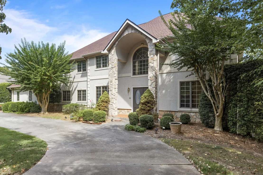 Photo of 815 Battlefield Park Drive