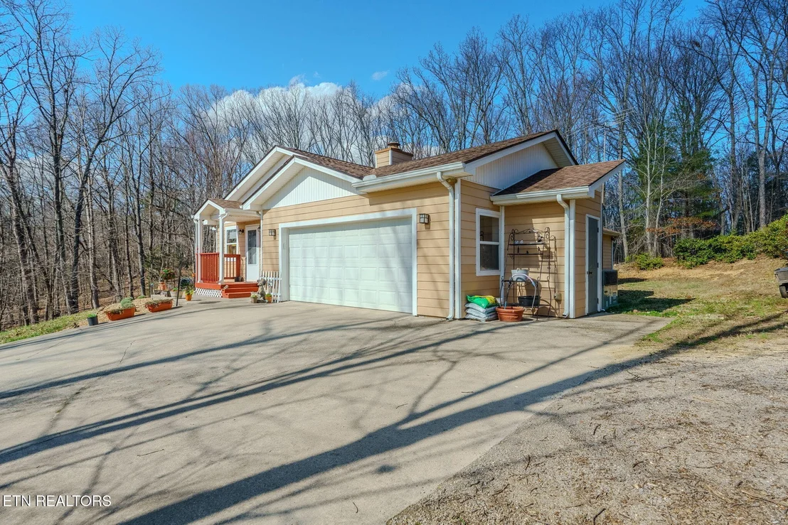 Photo of 140 Britton Rd