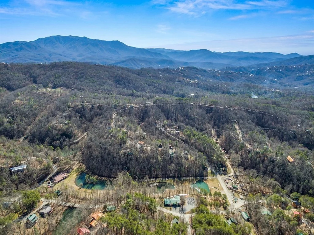 Photo of 1234 Lakeview Drive