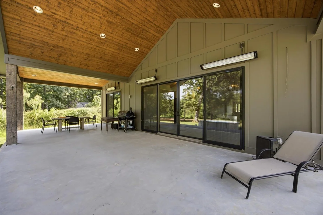 Photo of 965 Lofton Lane