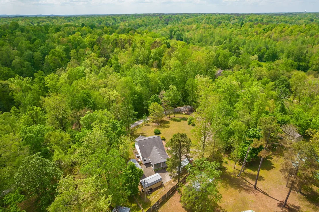 Photo of 455 Madison Cir