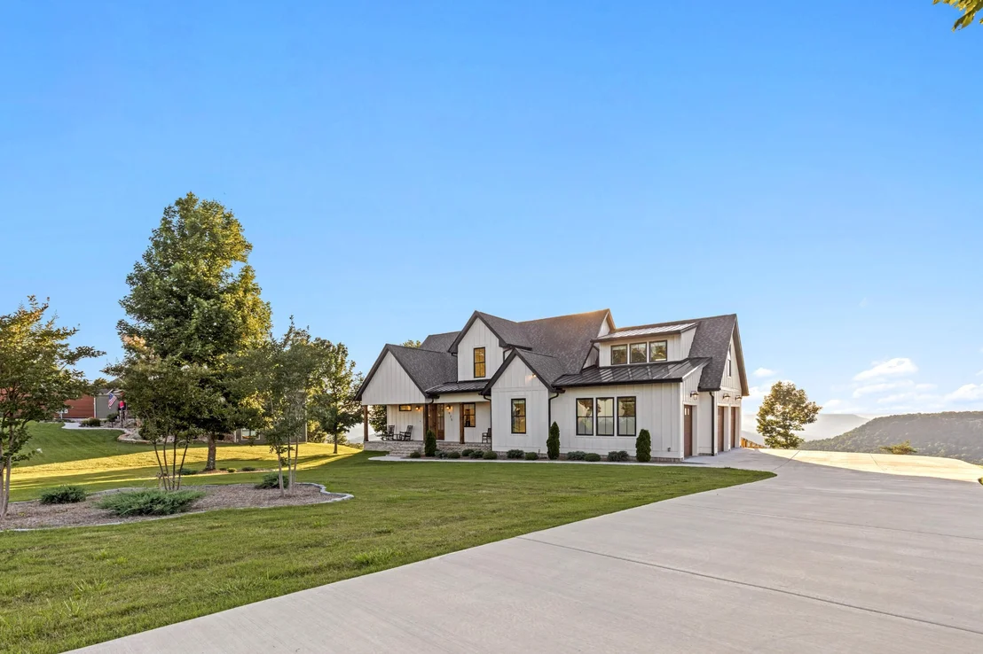 Photo of 925 Sunset Circle