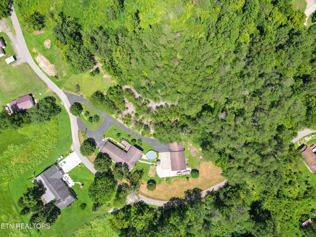 Photo of 175 Oswego Rd