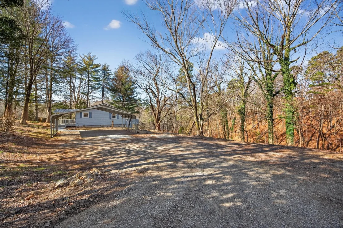 Photo of 86 West Drive