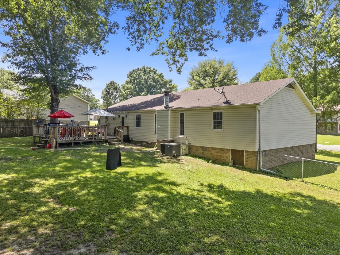 Photo of 155 Penny Ln