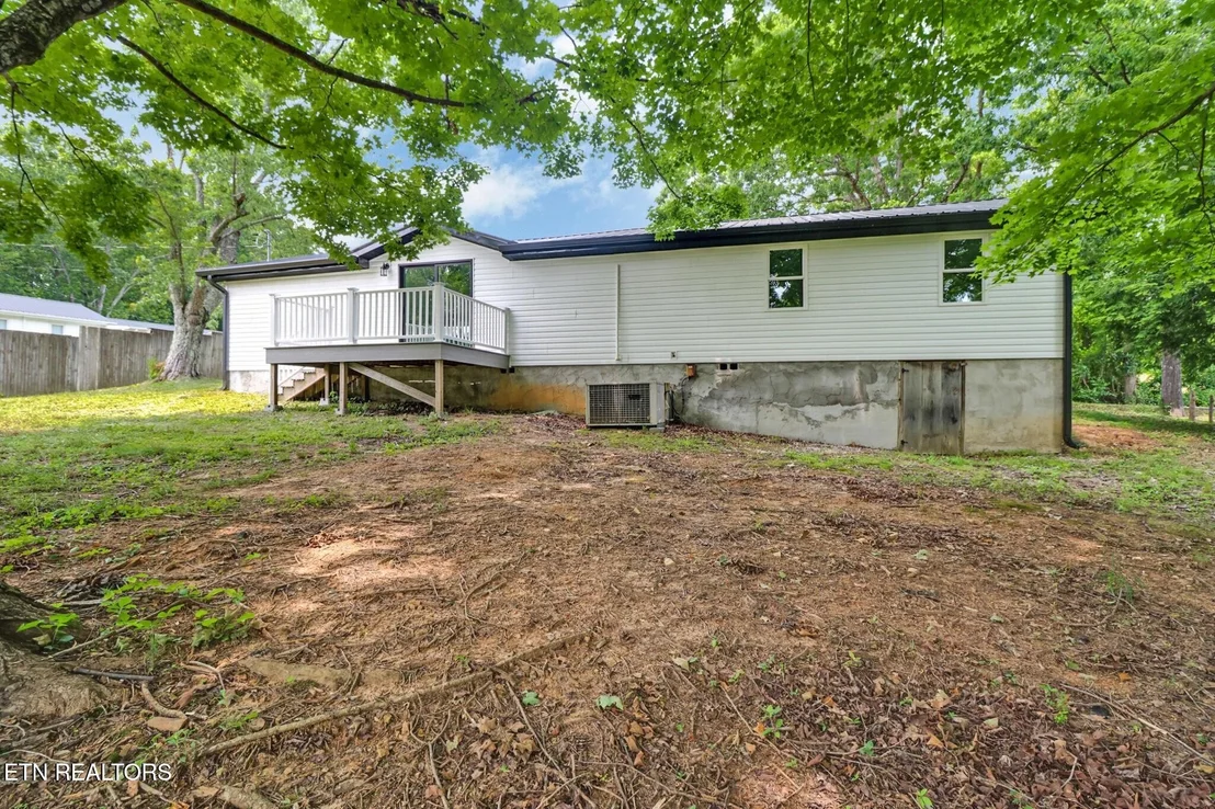 Photo of 1095 Franklin Rd