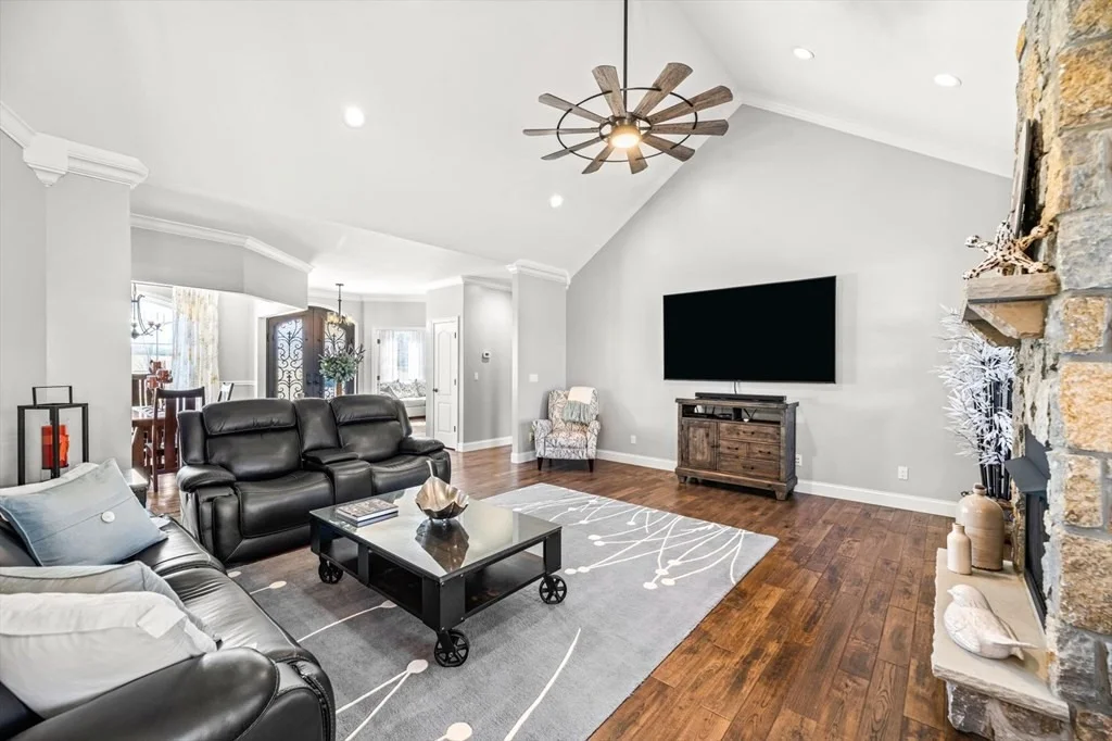 Photo of 1429 Rippling Waters Circle