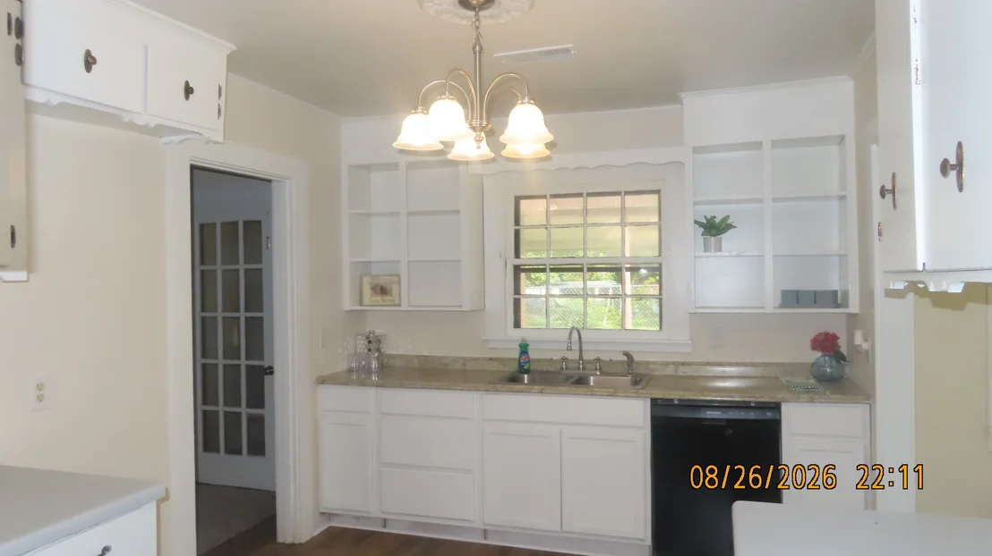 Photo of 43 Bemis Ln